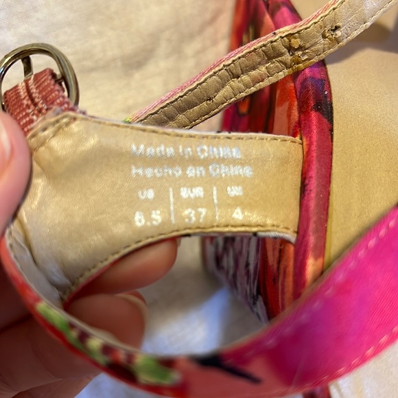 Call it spring wedges size 6.5 - Picture 7 of 8